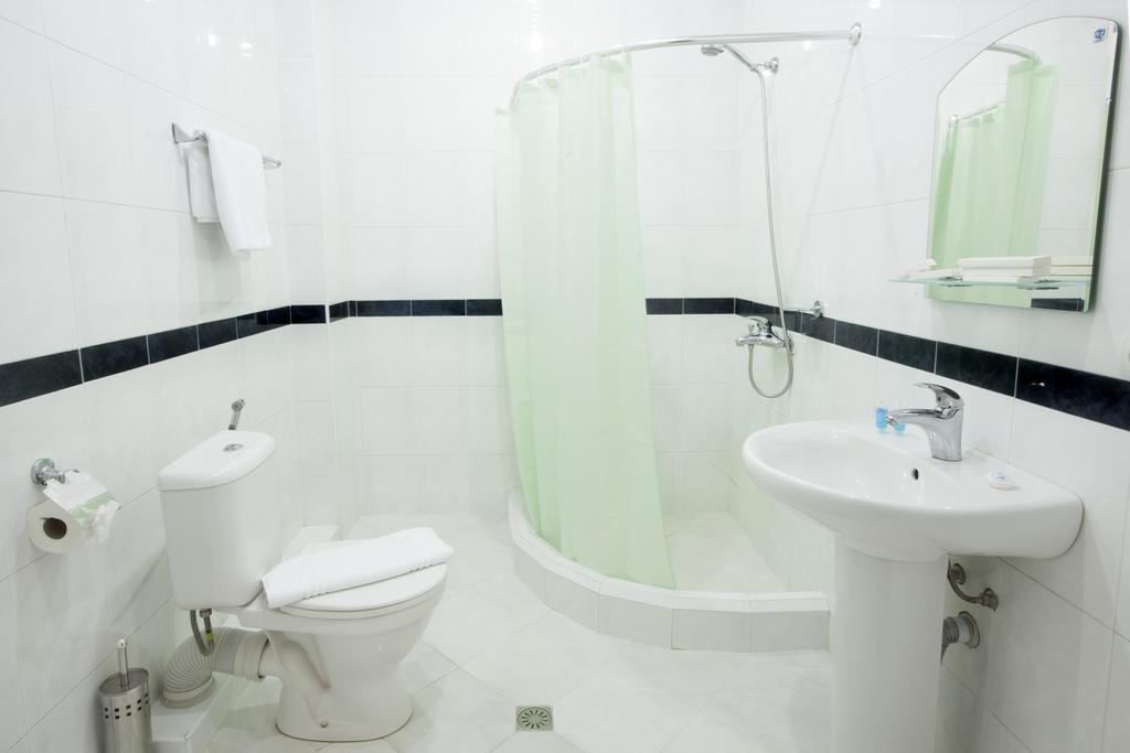 Astoria Hotel Tbilisi Ngoại thất bức ảnh