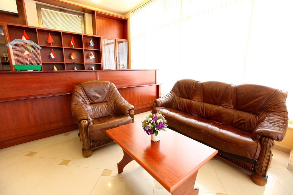 Astoria Hotel Tbilisi Ngoại thất bức ảnh