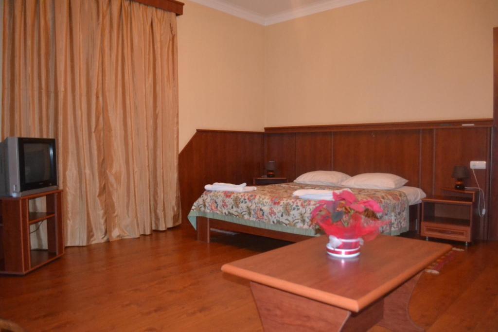 Astoria Hotel Tbilisi Phòng bức ảnh