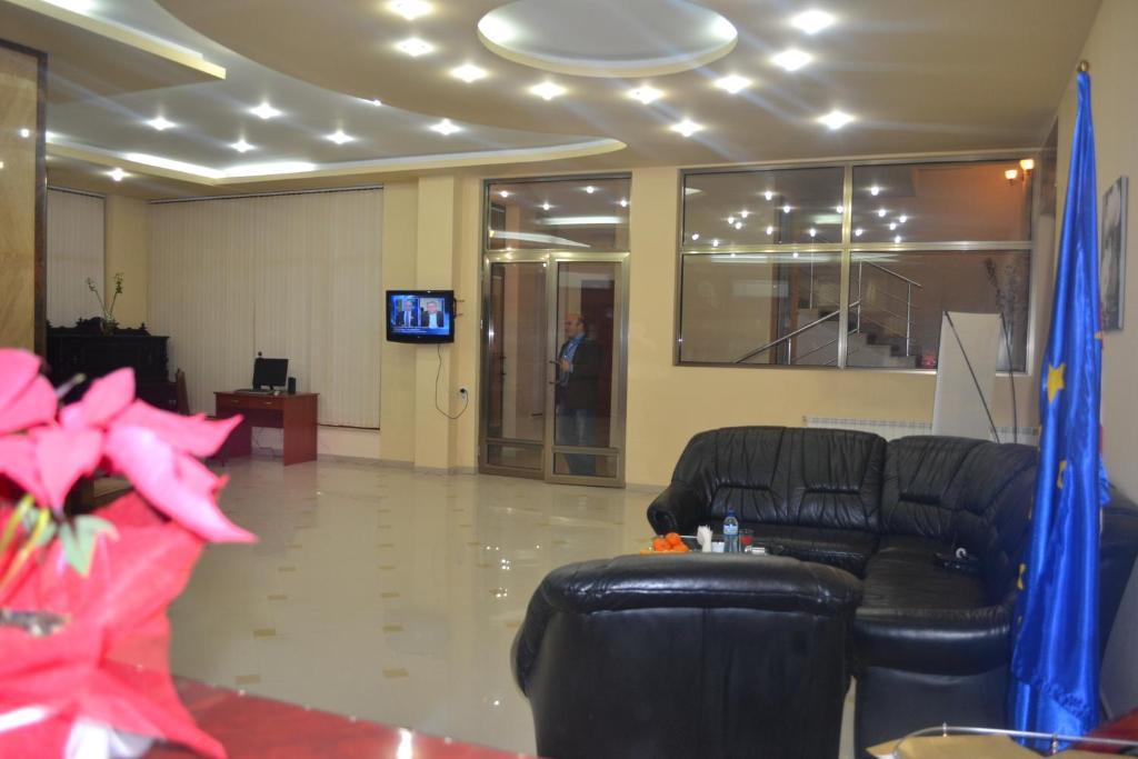 Astoria Hotel Tbilisi Ngoại thất bức ảnh